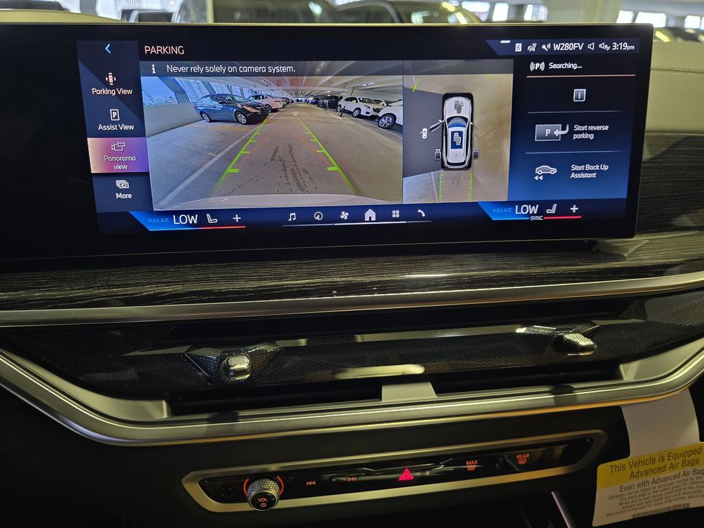 Used 2026 White BMW sDrive40i image 24