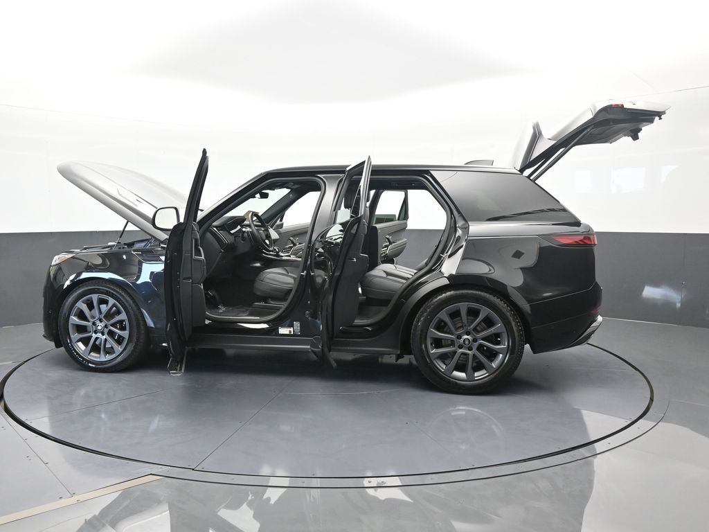 Used 2024 Black Land Rover Dynamic SE image 75