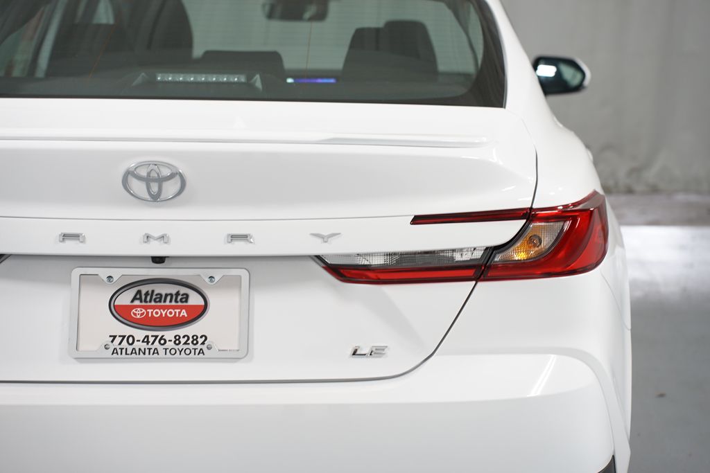 Thumbnail: 2025 Toyota Camry - 10