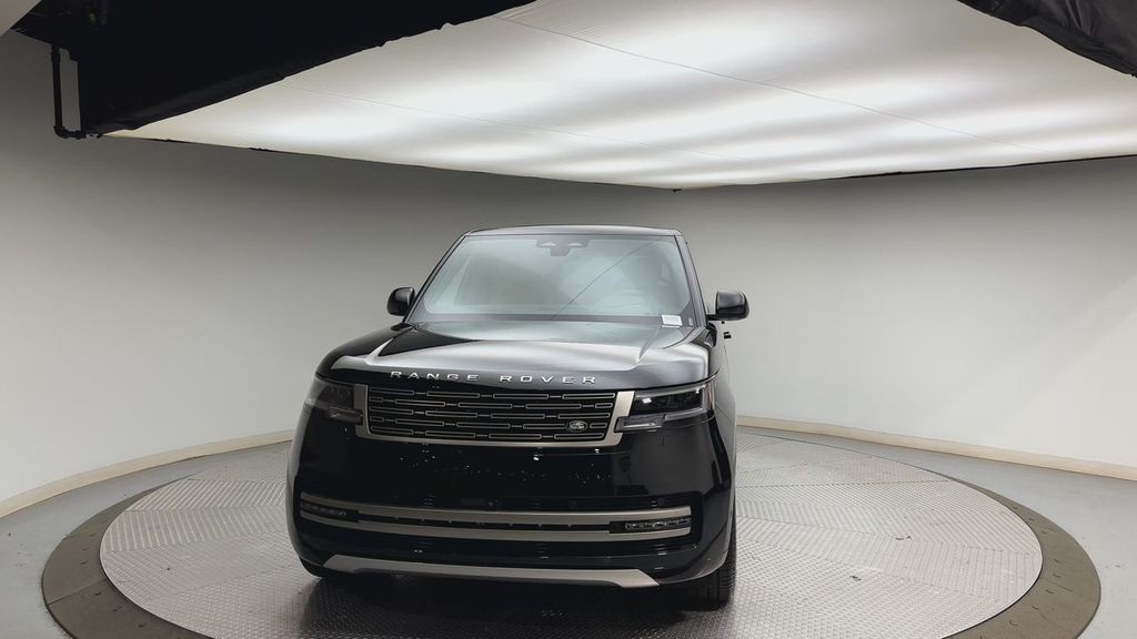 Thumbnail: 2026 Land Rover Range Rover - 7