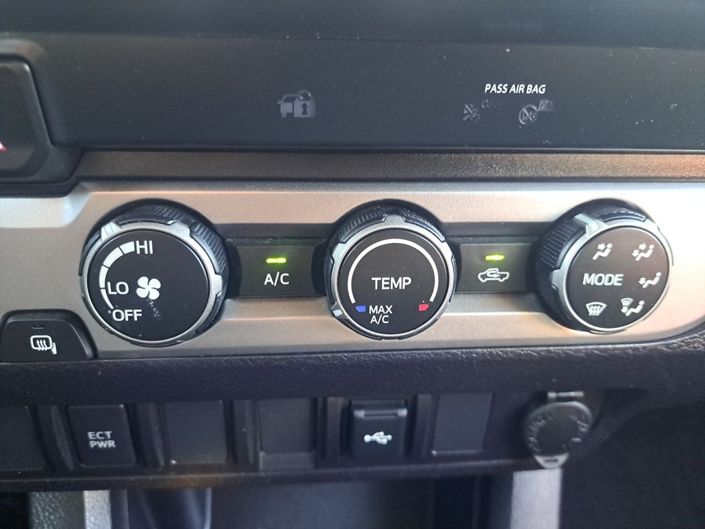 Used Car 2023 Toyota Tacoma  Sr5 For Sale Under $30,000 In Austin, Texas