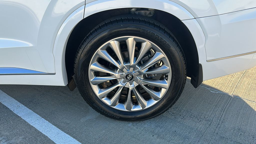 2020 Hyundai Palisade Limited White at Community Toyota