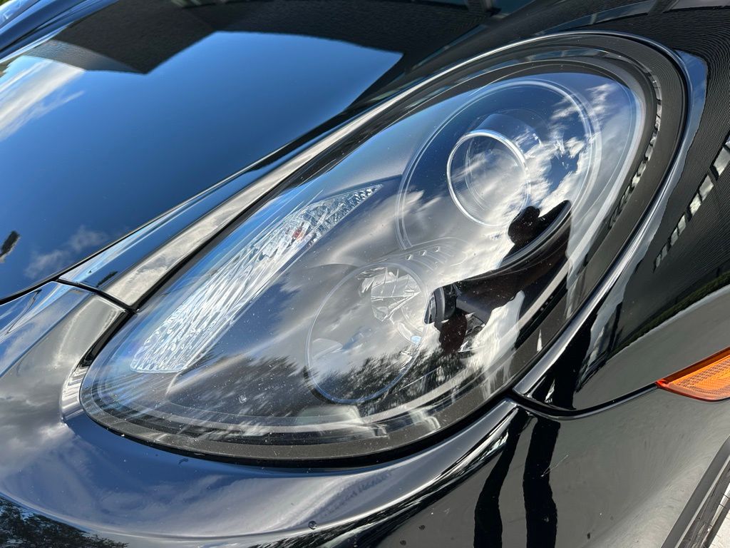 Thumbnail: 2016 Porsche Cayman - 13