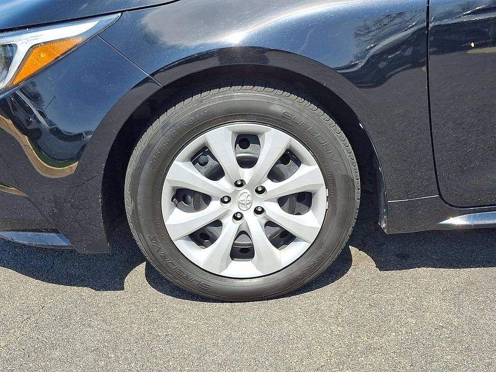 Thumbnail: 2024 Toyota Corolla - 8