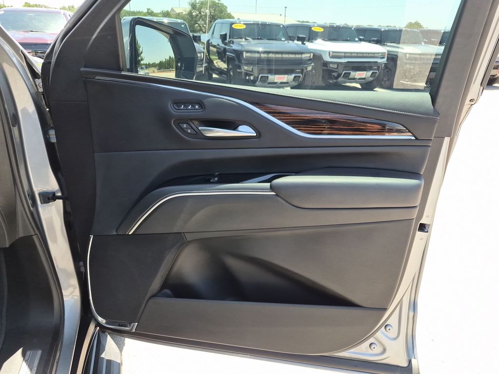Used Car 2023 Cadillac Escalade  Premium Luxury For Sale Under $70,000 In Austin, Texas