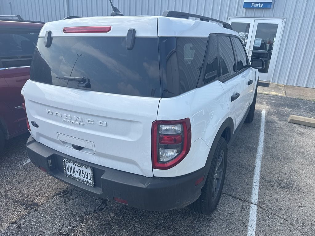 View vehicle photo 3