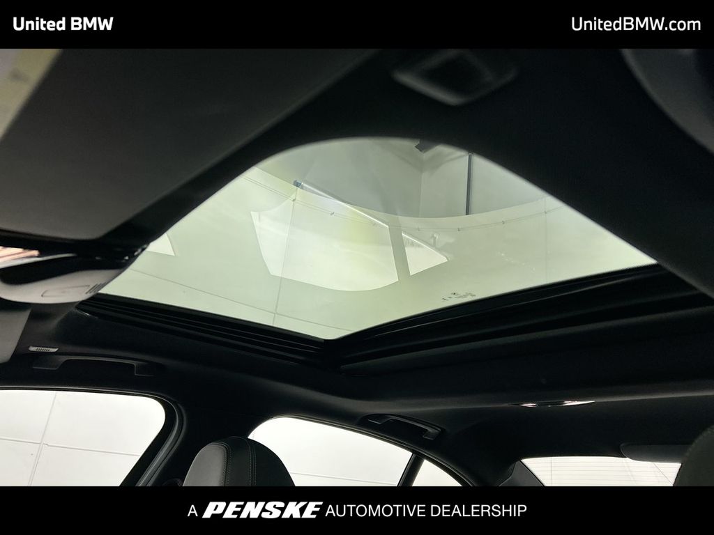 Thumbnail: 2025 BMW 3 Series - 20