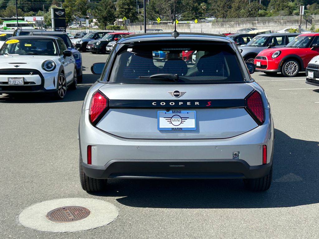 Thumbnail: 2026 MINI Cooper - 4