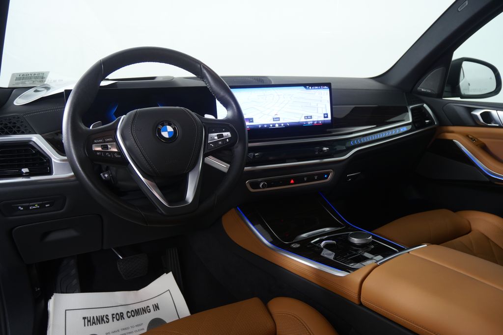 Thumbnail: 2026 BMW X5 - 18