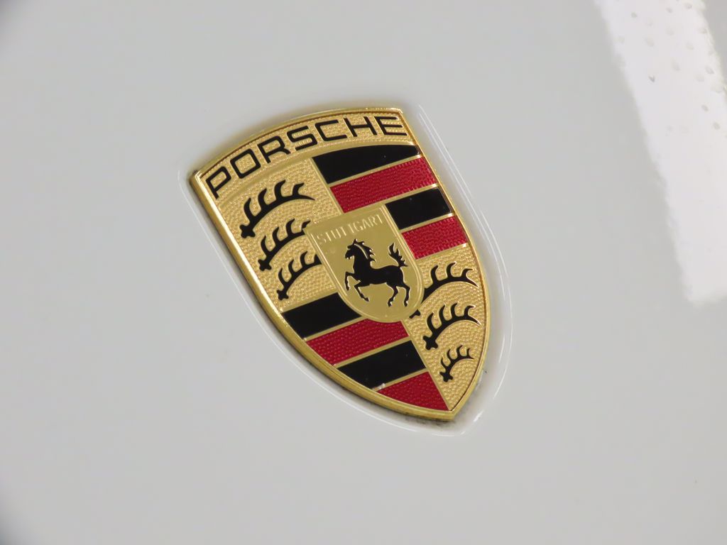 Thumbnail: 2018 Porsche 911 - 13