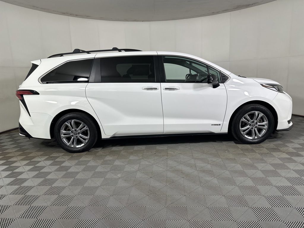 Used 2021 White Toyota XSE image 21