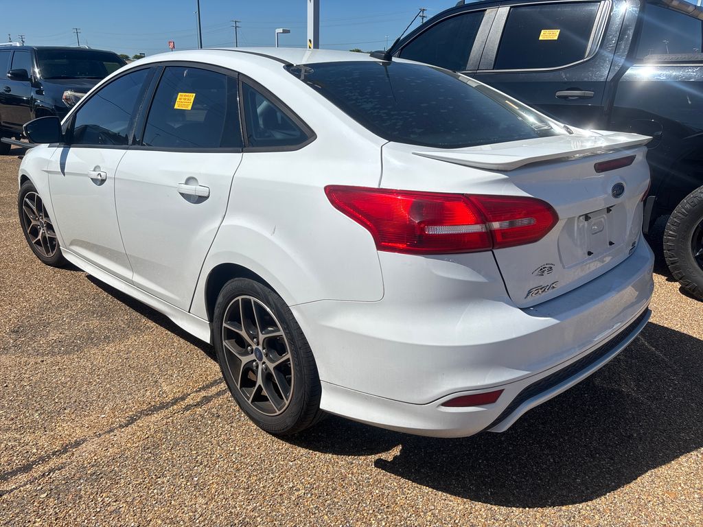 Used 2015 Ford Focus SE with VIN 1FADP3FE6FL294647 for sale in Brandon, MS
