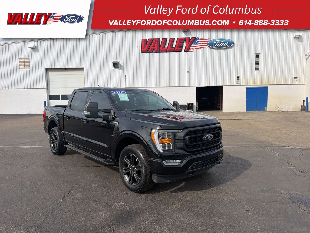 Agate Black Metallic 2022 Ford F-150 XLT SuperCrew 4WD Pickup Truck Four-Wheel Drive Automatic