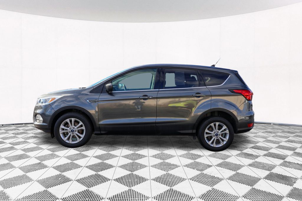 2019 Ford Escape SE 11