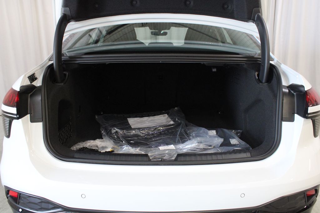 Used 2026 White Audi Premium Plus image 31