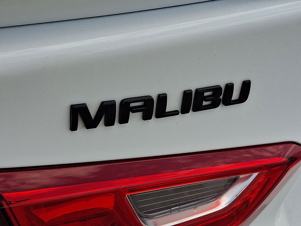 2021 Chevrolet Malibu RS White at Klick Lewis Buick Chevrolet