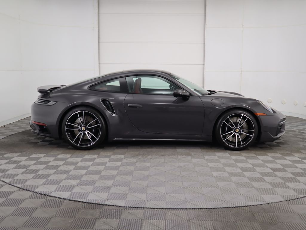 2022 Porsche 911 Turbo 4