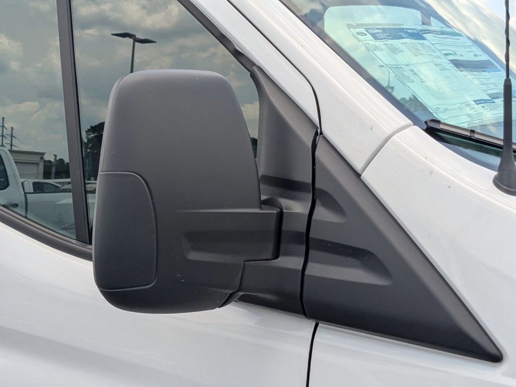 2025 Ford Transit 250
