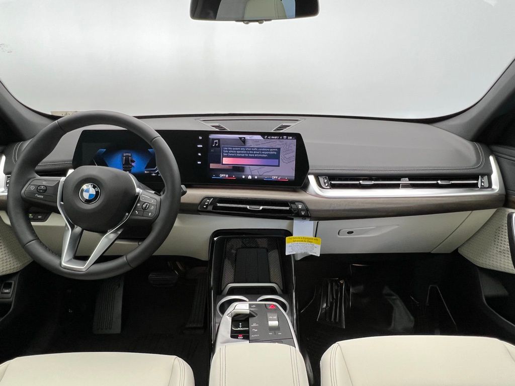 Thumbnail: 2026 BMW X1 - 10