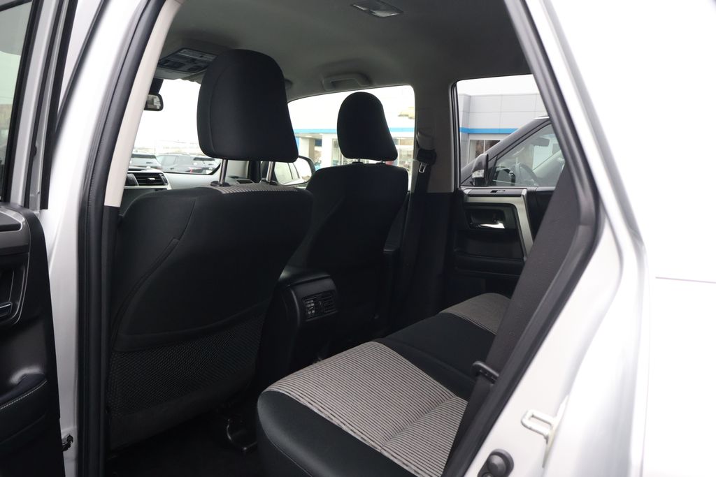 Thumbnail: 2024 Toyota 4Runner - 32