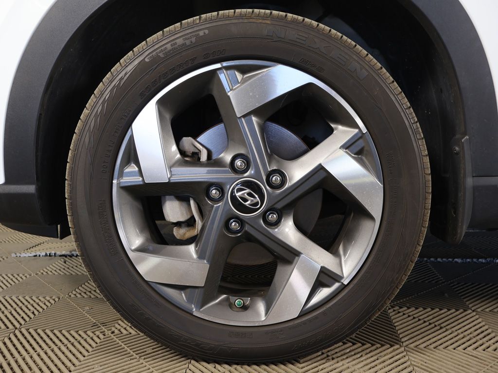 Certified Used 2024 White Hyundai SEL image 17