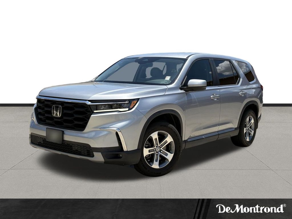 2023 Honda Pilot EX-L Silver at Community Honda