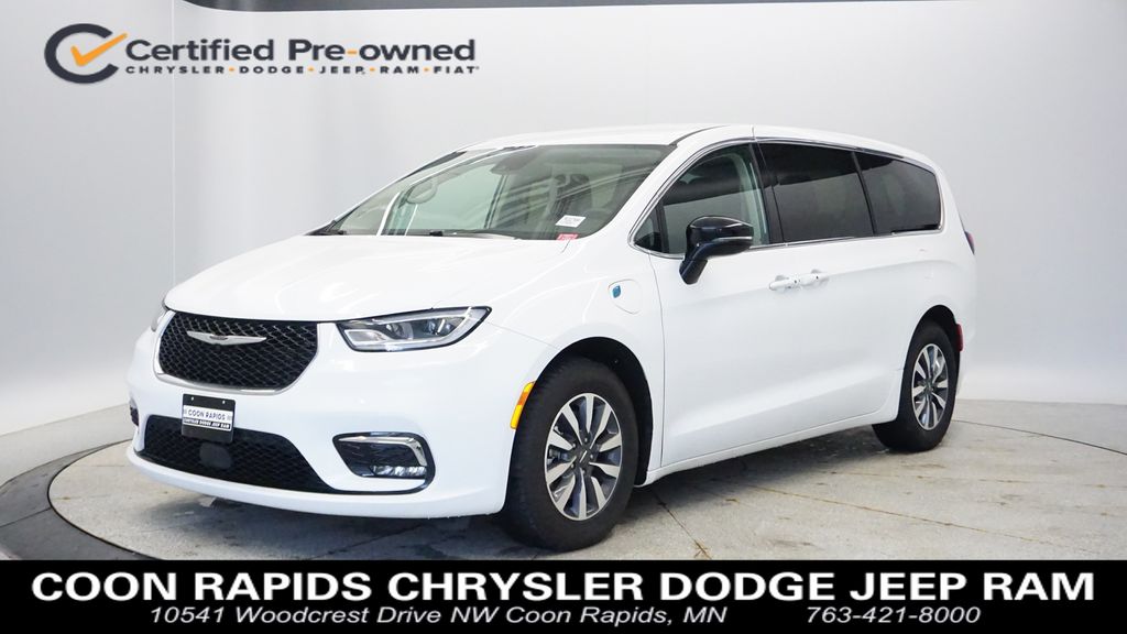 2024 Chrysler Pacifica Hybrid Select FWD