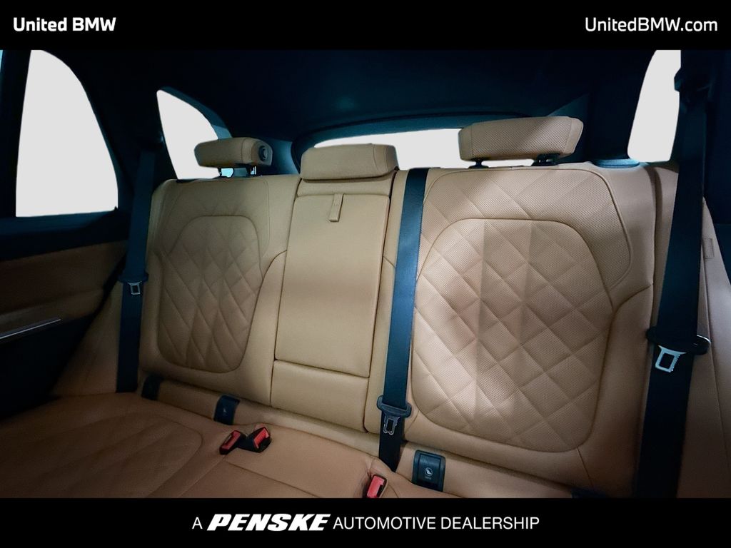 Thumbnail: 2026 BMW X5 - 13