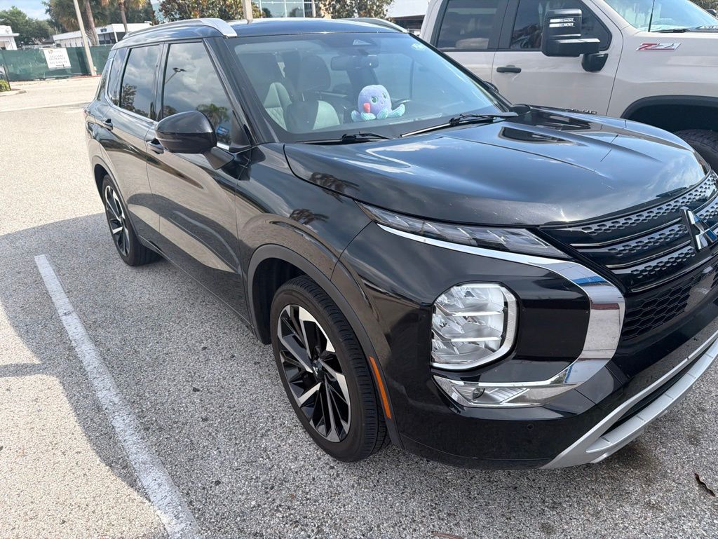 used 2022 Mitsubishi Outlander car, priced at $21,991