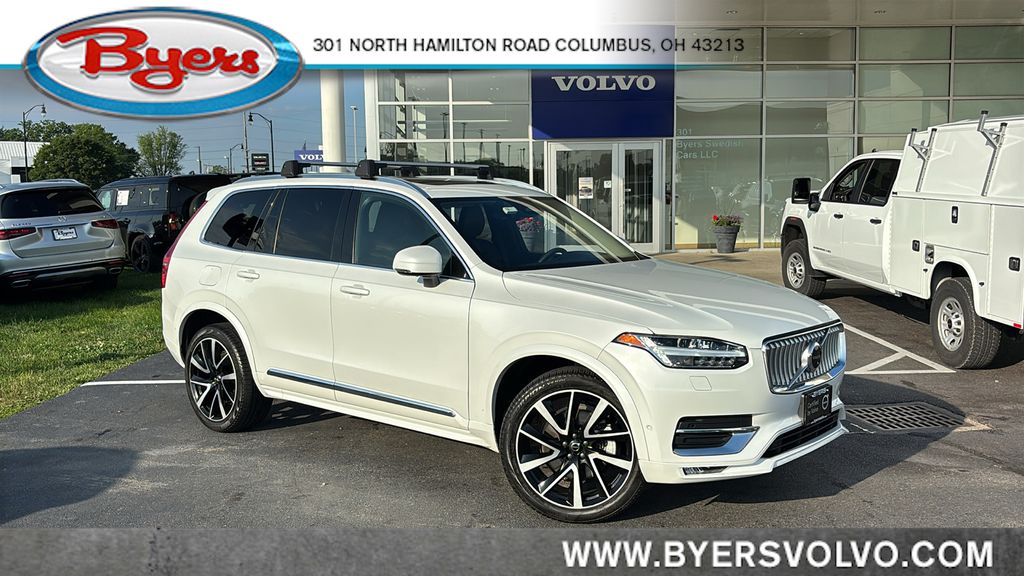 2023 Volvo XC90 B6 Plus Bright Theme 7-Passenger AWD
