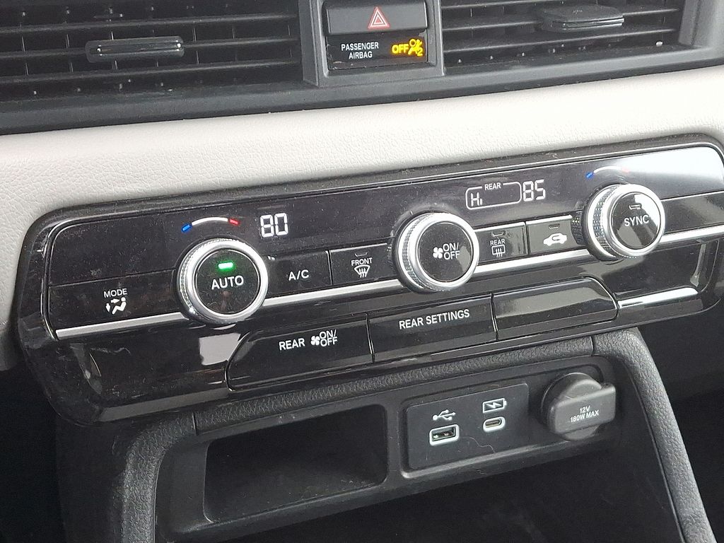 Thumbnail: 2023 Honda Pilot - 16