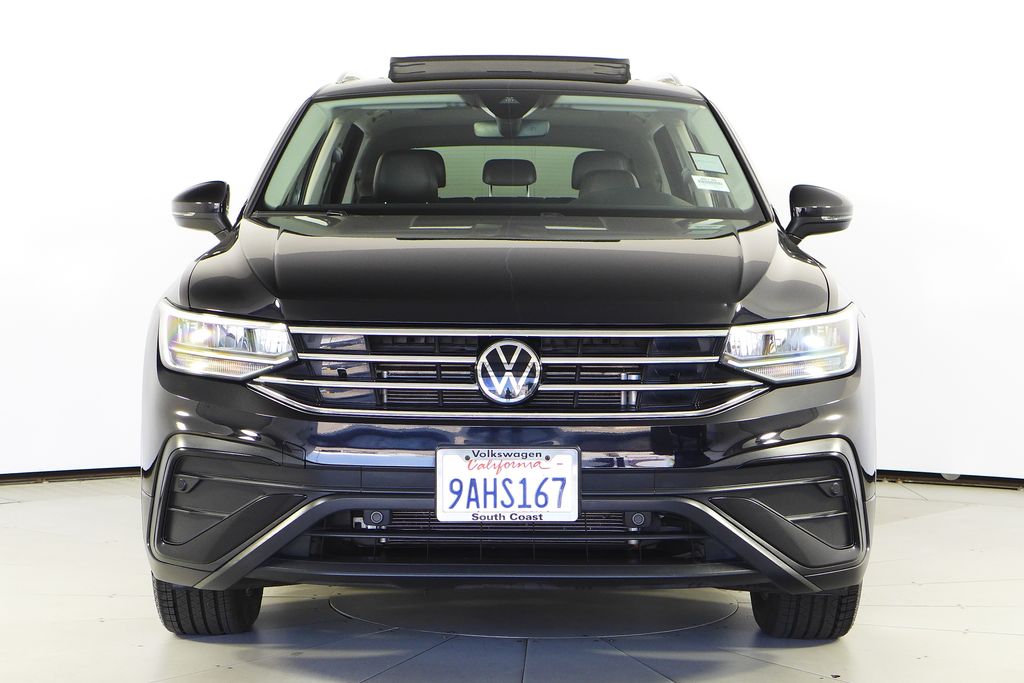 Thumbnail: 2022 Volkswagen Tiguan - 3