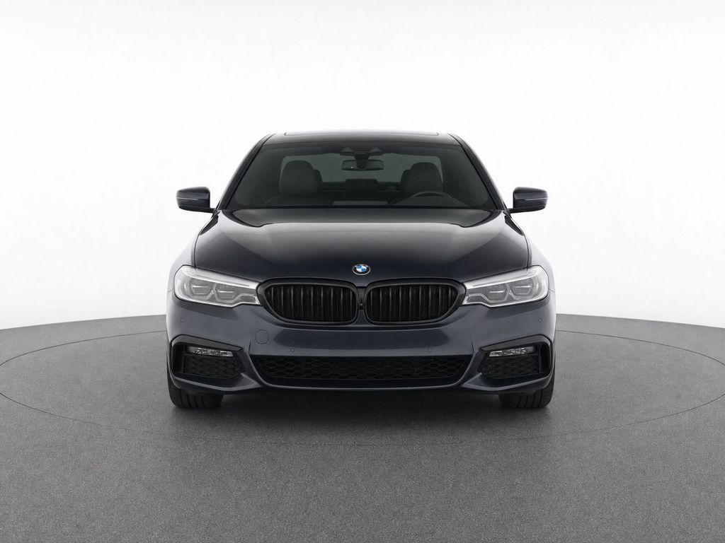 Thumbnail: 2019 BMW 5 Series - 8