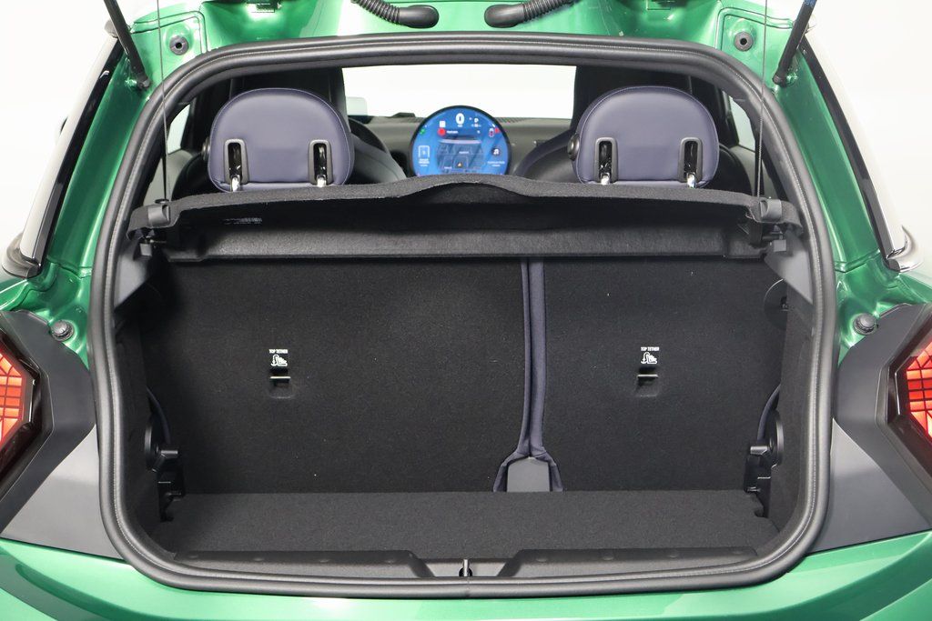 Thumbnail: 2026 MINI Cooper - 8