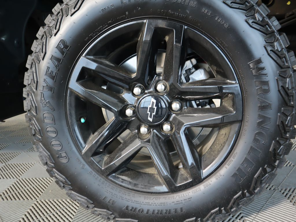 Thumbnail: 2025 Chevrolet Silverado 1500 - 31