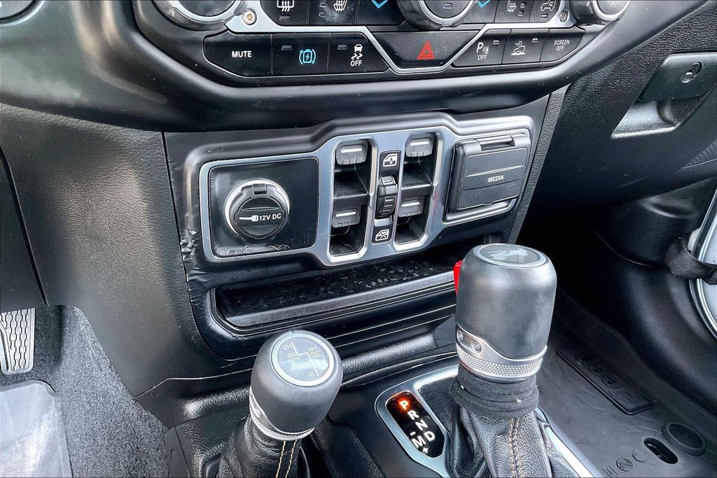 Used 2023 Jeep Wrangler SUV