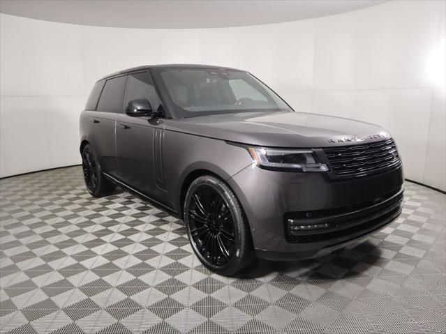 Thumbnail: 2026 Land Rover Range Rover - 3