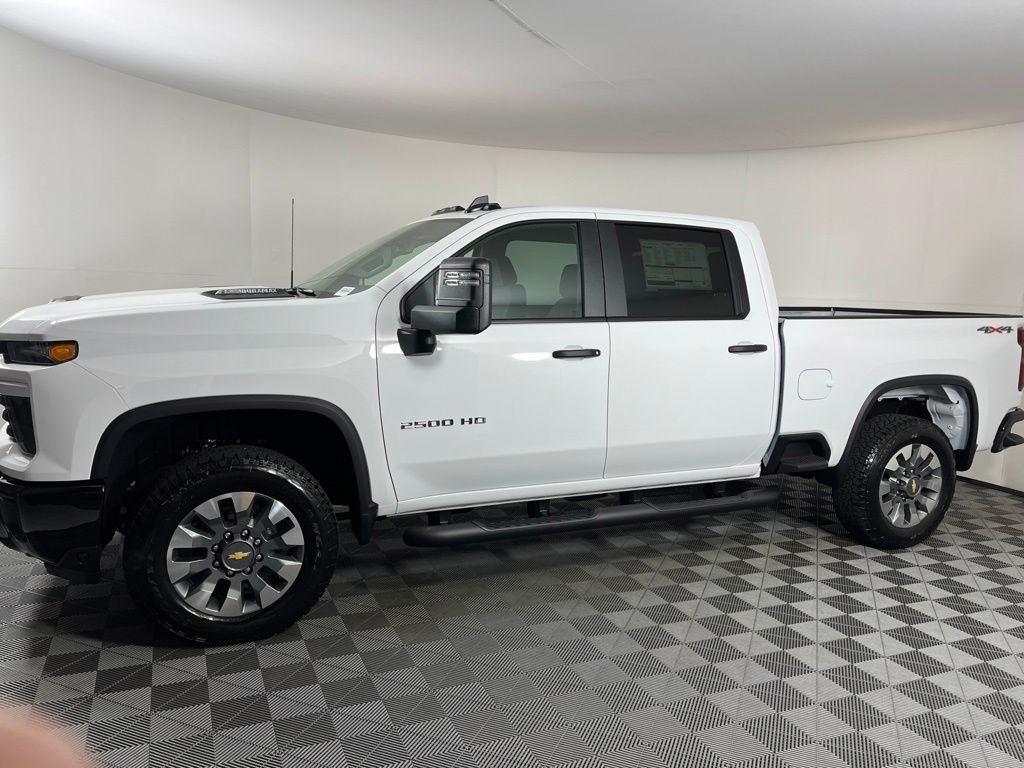 Thumbnail: 2026 Chevrolet Silverado 2500 - 2