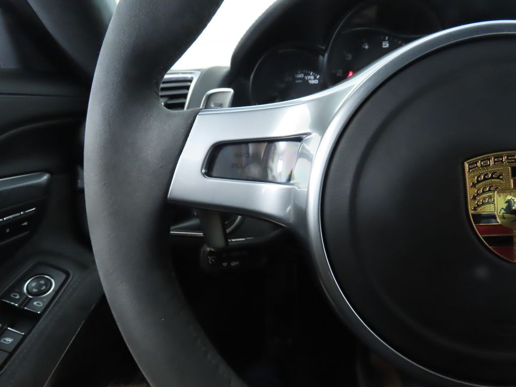 Thumbnail: 2016 Porsche Cayman - 11