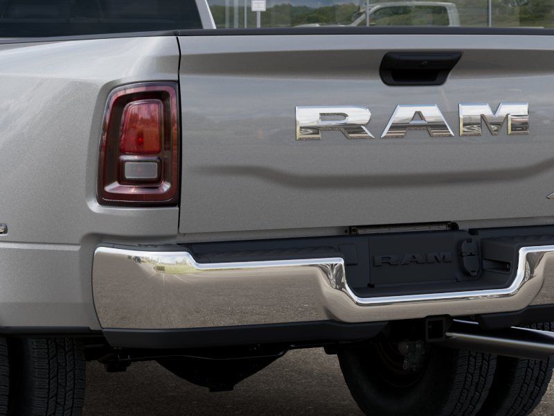 New 2026 Silver Zynith Ram Tradesman image 13