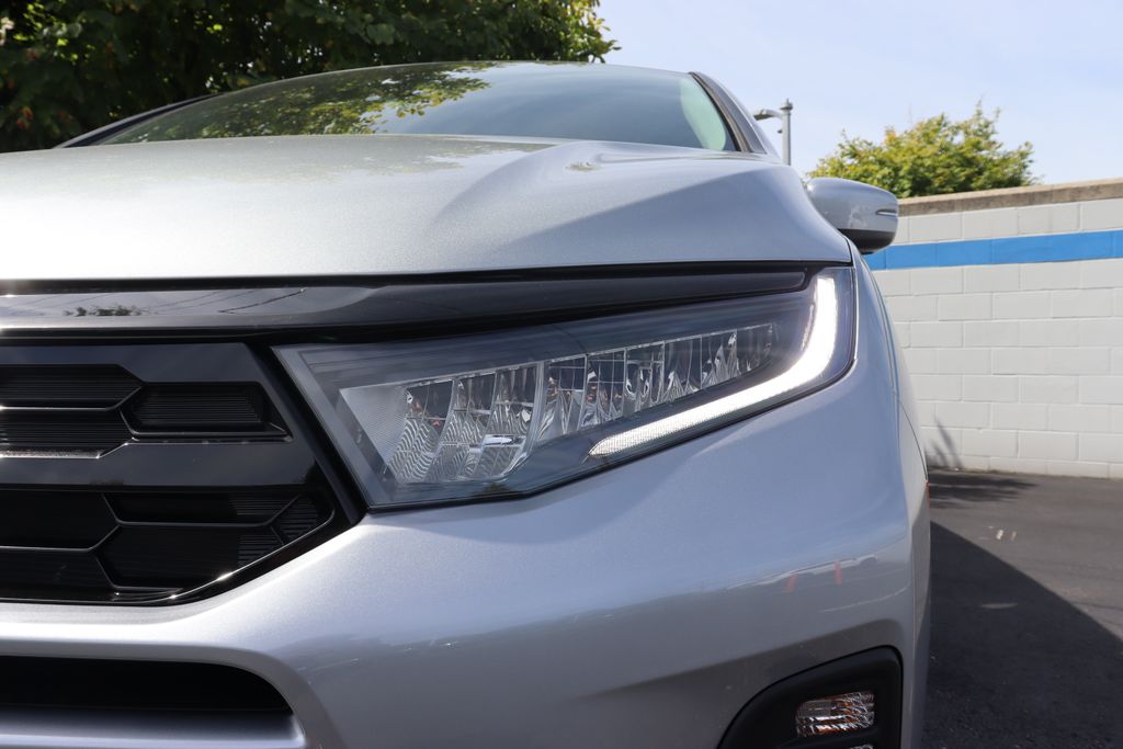 Thumbnail: 2025 Honda Odyssey - 9