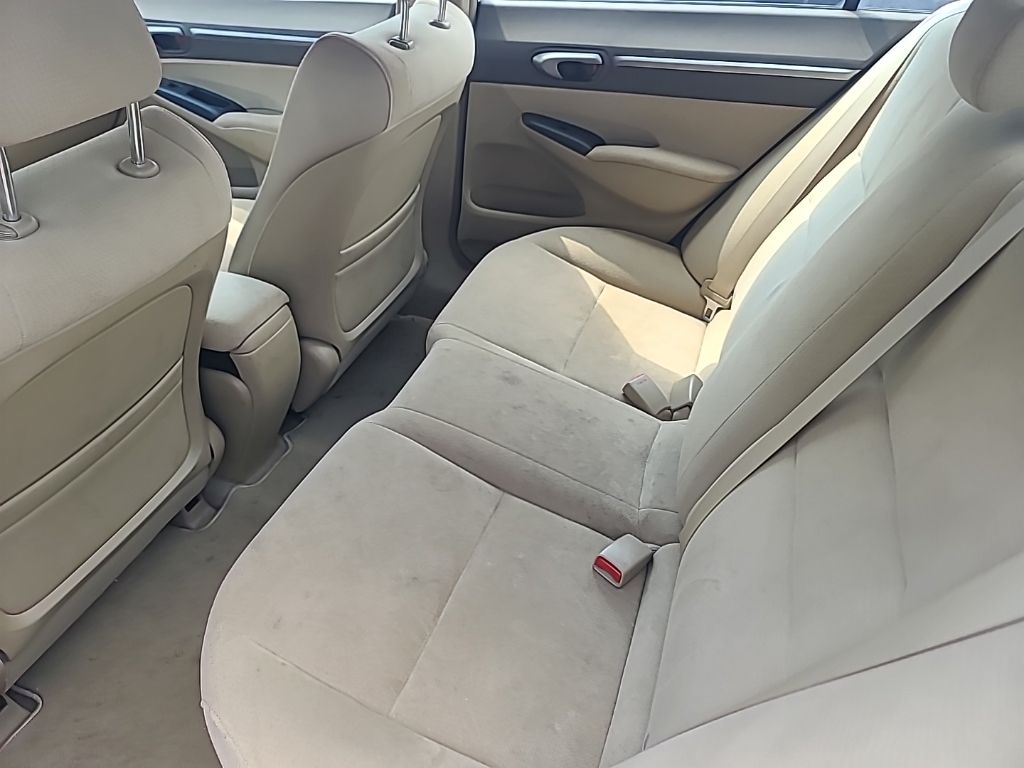 Used 2007 White Honda Hybrid image 16