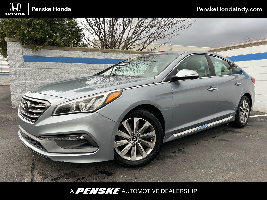 2016 Hyundai Sonata Base Hero Image