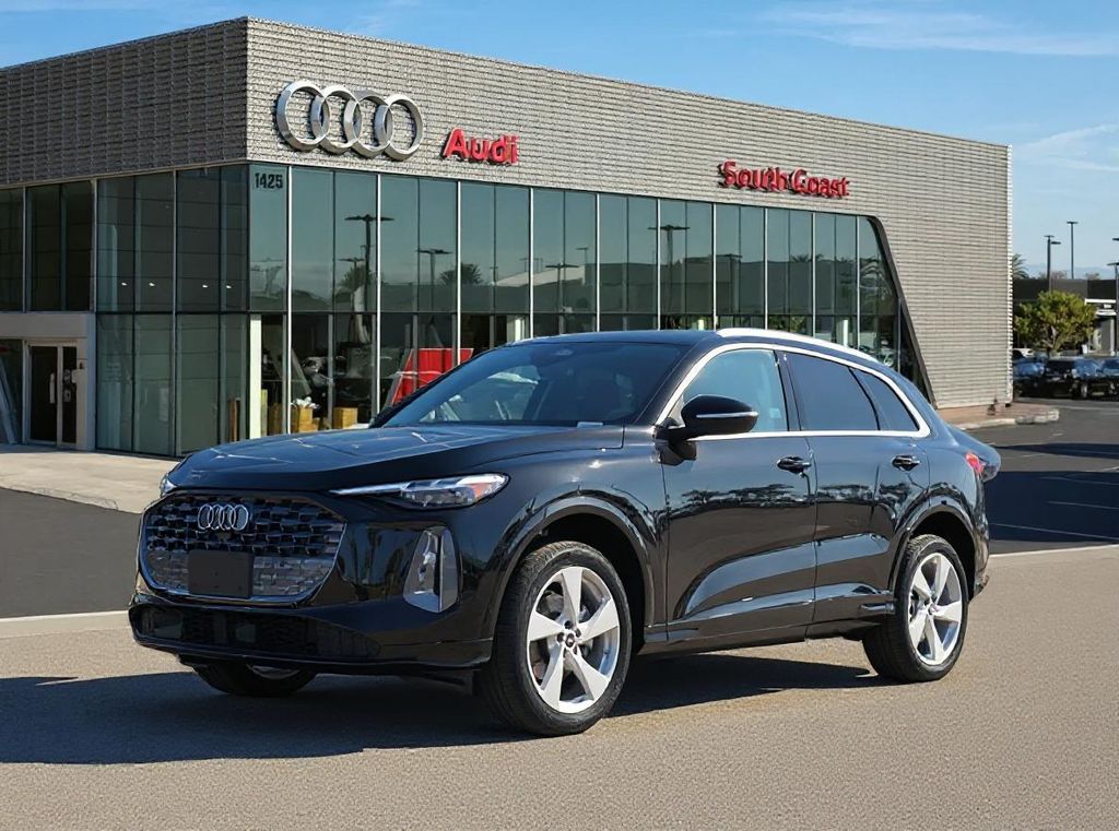 Thumbnail: 2025 Audi Q5 - 1