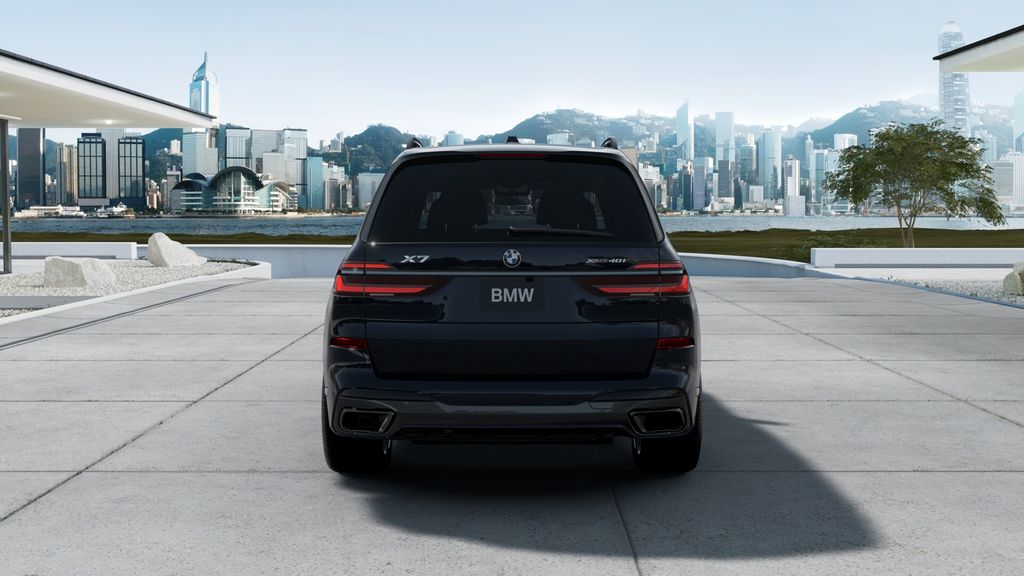 Thumbnail: 2027 BMW X7 - 30