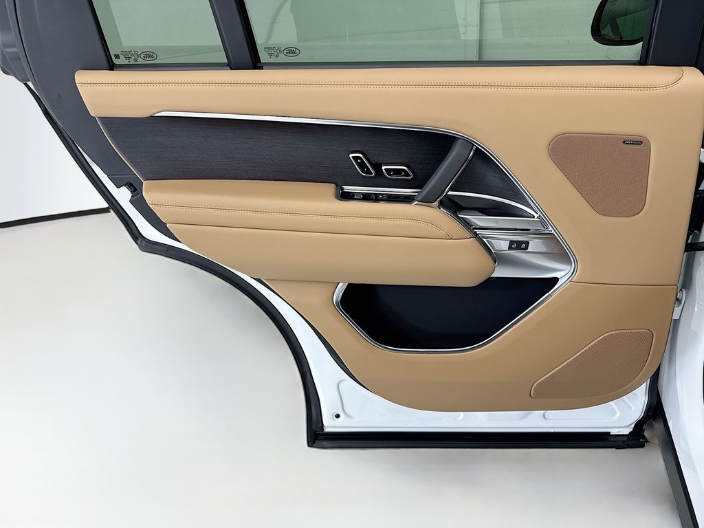Thumbnail: 2026 Land Rover Range Rover - 25