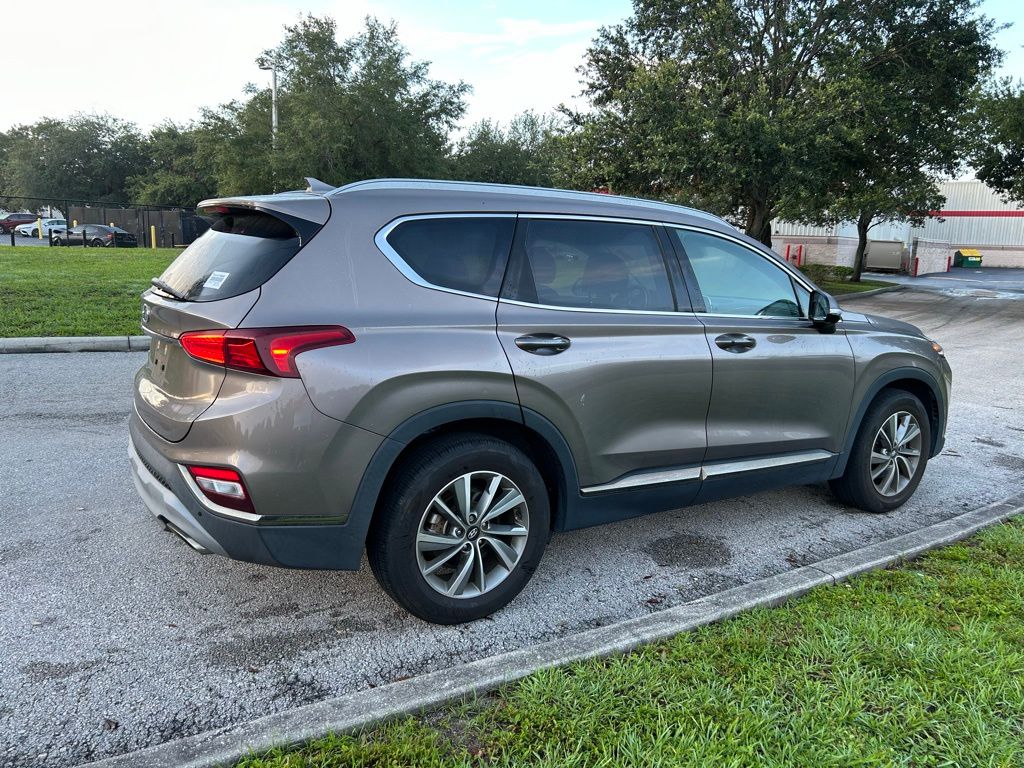 Thumbnail: 2020 Hyundai Santa Fe - 5