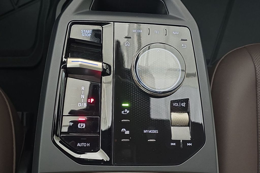 2025 Bmw iX iX xDrive50 photo 19
