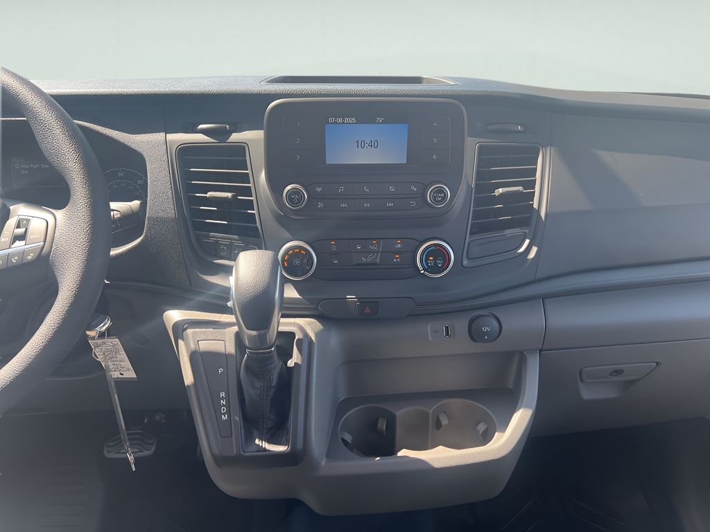 2025 Ford Transit-250