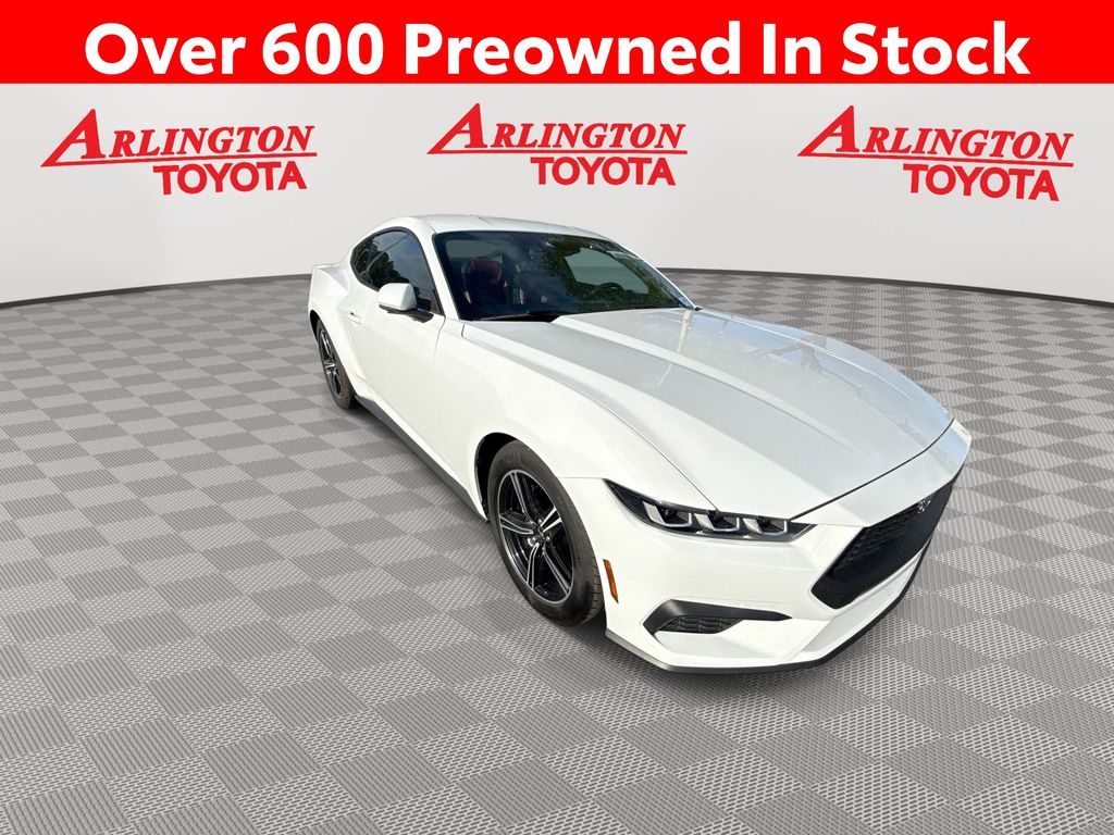 Oxford White 2025 Ford Mustang EcoBoost Premium Fastback RWD Coupe Rear-Wheel Drive Automatic